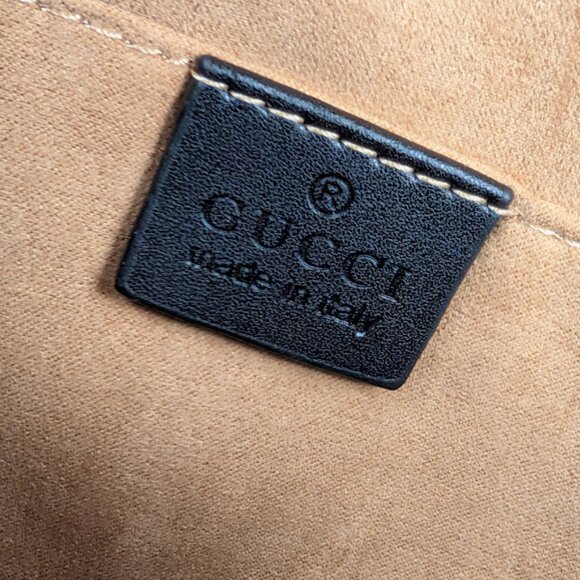 Gucci GG Marmont Small Matelassé Shoulder Bag Black Leather Gold Chain Crossbody - Picture 3 of 3
